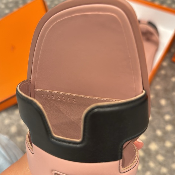 Hermes Pink and Black Oran Slide Sandals - Picture 8 of 9